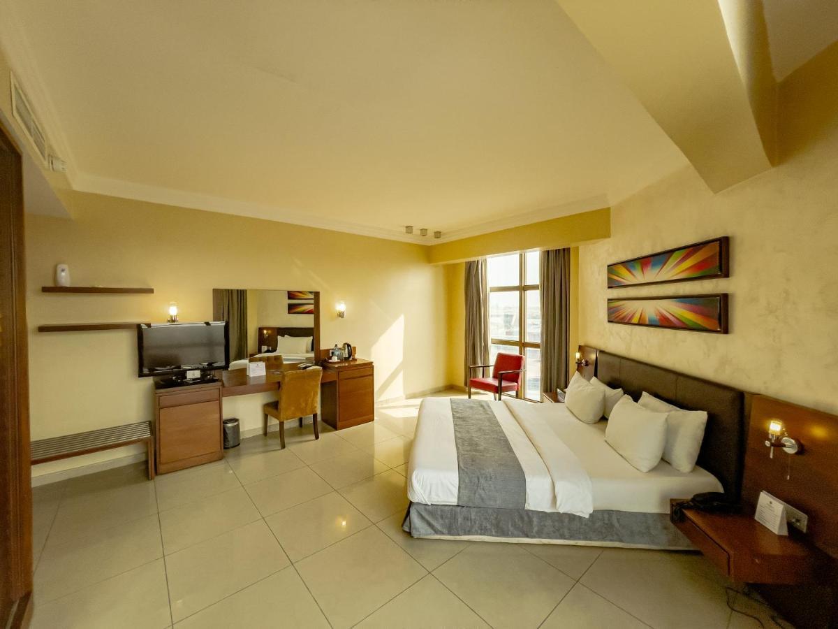 The Avenue Suites Лагос Экстерьер фото