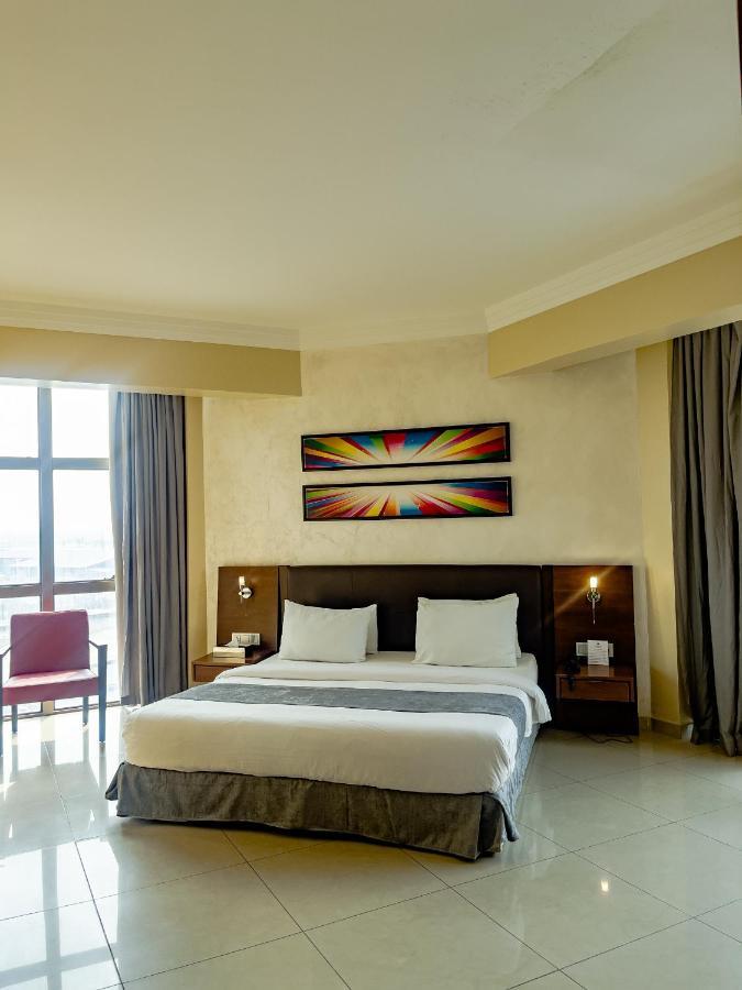The Avenue Suites Лагос Экстерьер фото