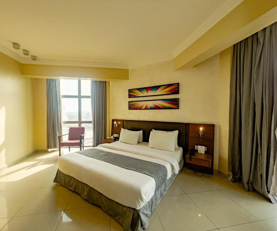 The Avenue Suites Лагос Экстерьер фото